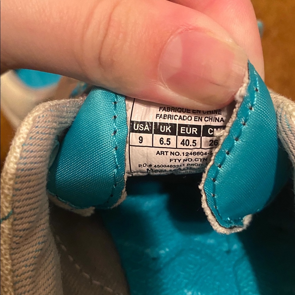 UNDER ARMOUR. Women’s shoes. - Picture 5 of 5